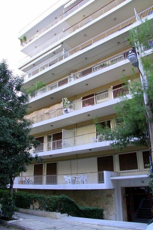 Apartment Cozy By The Sea In Paleo Faliro