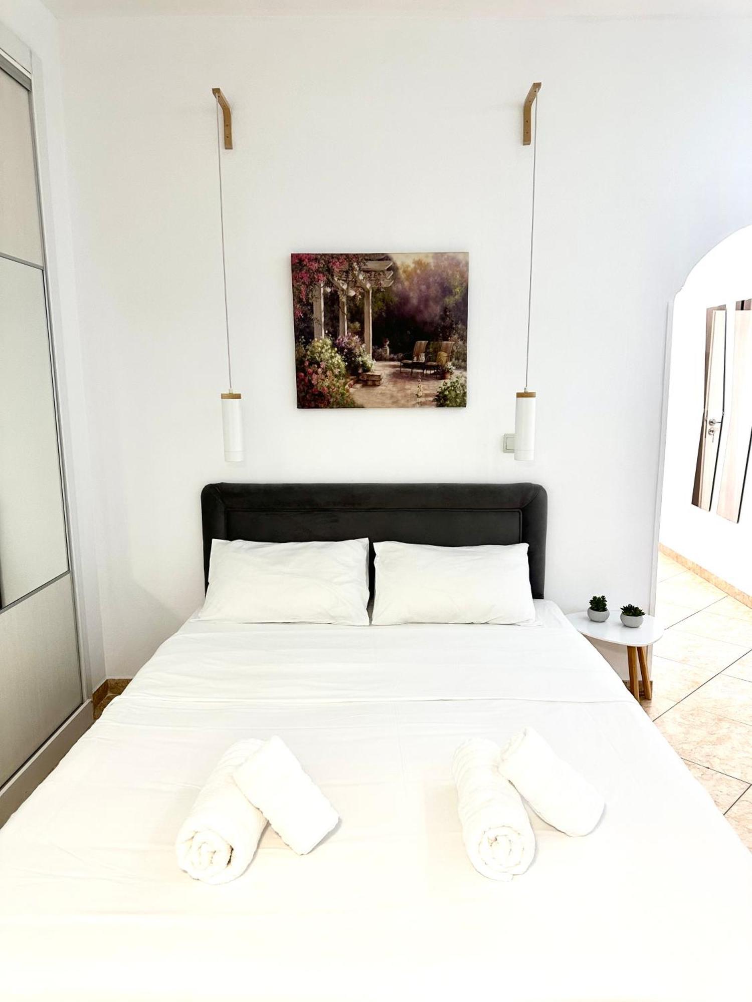 Cozy By The Sea In Paleo Faliro Apartment Athen